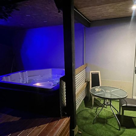 Le Gite Du Cavalier Au Coeur De La Foret/Jacuzzi Доль Екстер'єр фото